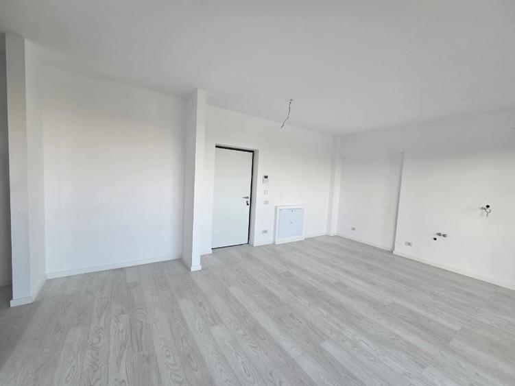 Apartament cu 2 camere semidecomandat în Fundeni