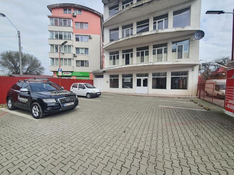 Spatiu comercial 300mp utili+parcari zona Gara Mică 5 eur mp - 7