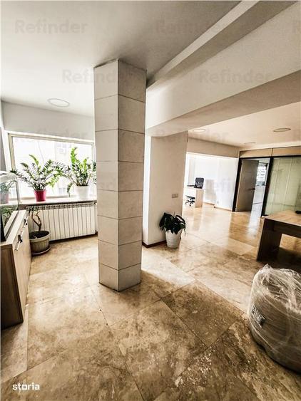 Apartament cu 6 camere în Unirii