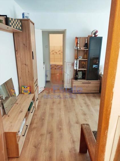 Apartament 3 camere etajul 1 zona Dacia - 6
