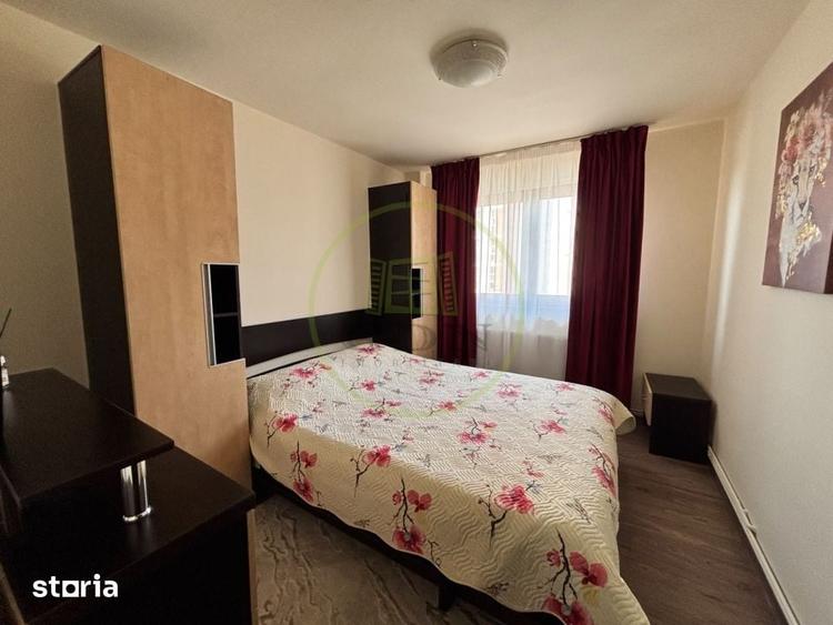 Apartament cu 4 camere semidecomandat în Central