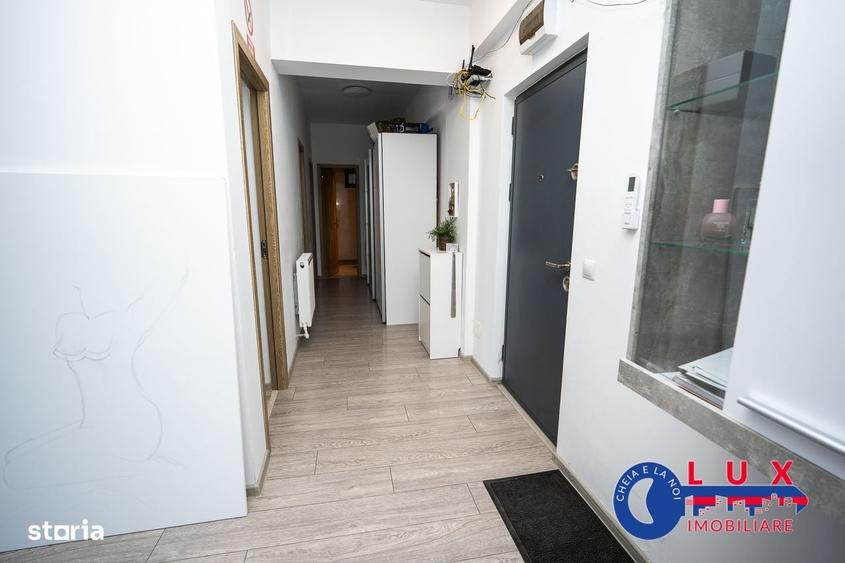 Apartament cu 3 camere în Peco