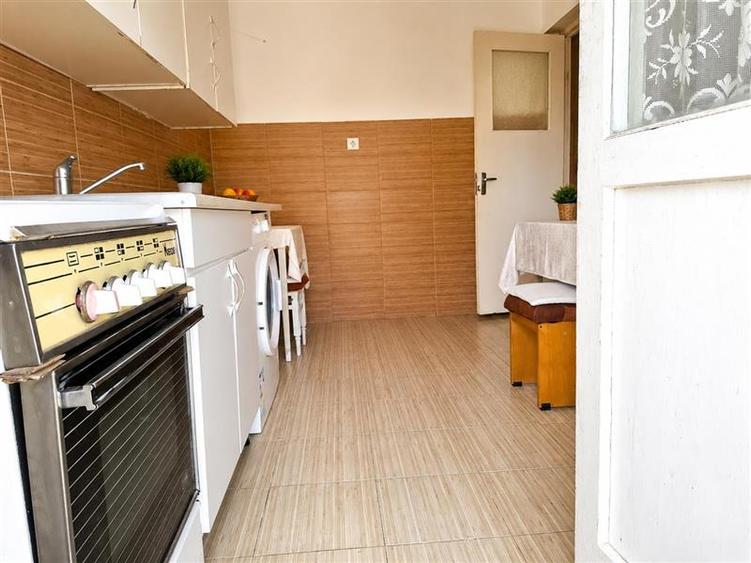 Drumul Poienii .LIvada Postei: 3 camere decomandate,2 balcoane,vedere verde, Bra - 6