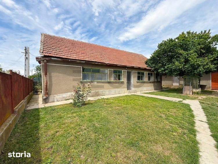 Casă cu 3 camere cu Teren 3014 Mp în Girișu de Criș