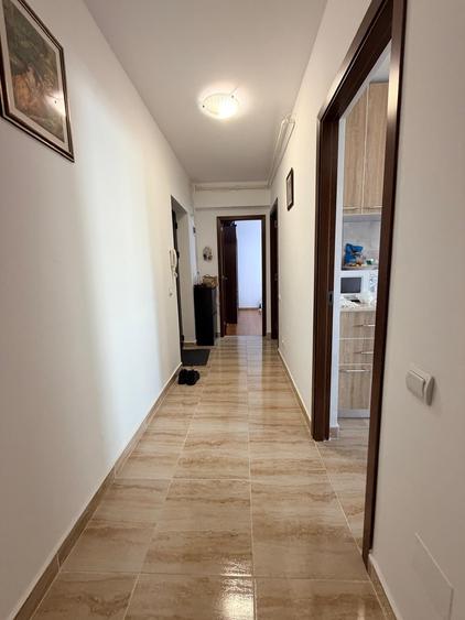 Apartament 2 camere de închiriat, Solstițiului 8, 450 € - 8