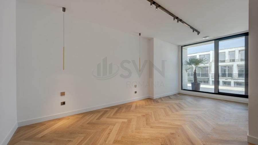 Casă individuală cu 6 camere cu Piscina în Băneasa