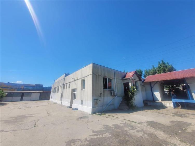 Spațiu comercial, de 750 mp, în Zona Industrială