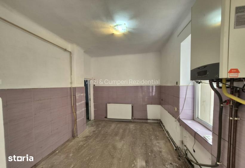 Casa Zona Politie Vf cu Dor, 1 singur vecin teren 266mp