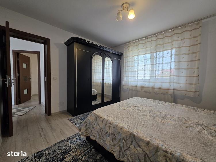 Casă cu 4 camere cu Teren 200 Mp în Trivale