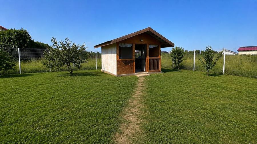 Casă cu 4 camere în 1 Decembrie