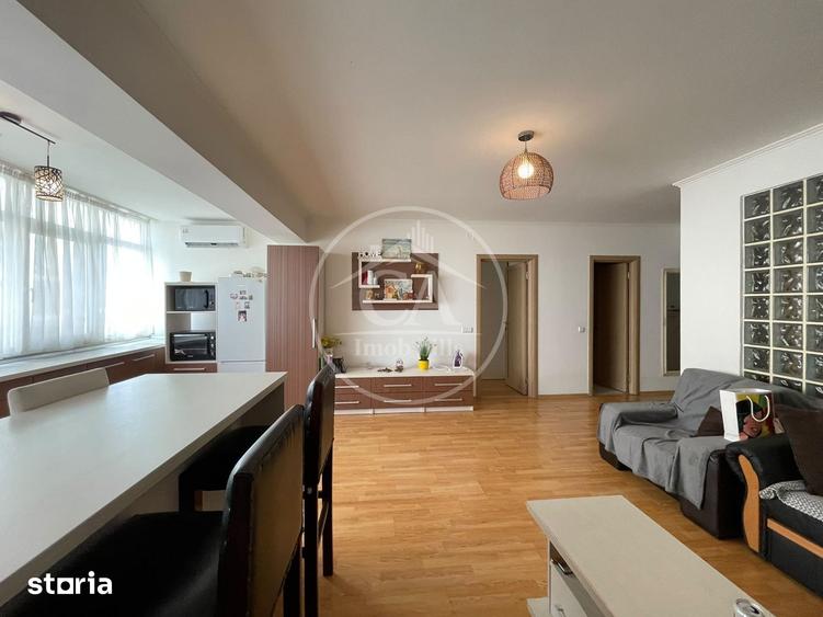 Apartament cu 3 camere decomandat în Nufărul