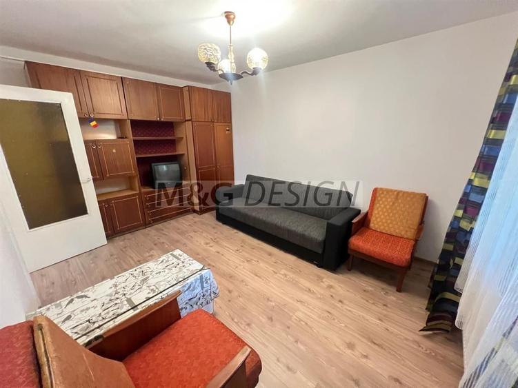 Garsoniera confort 1 etaj 2 zona Badea Cartan - 1
