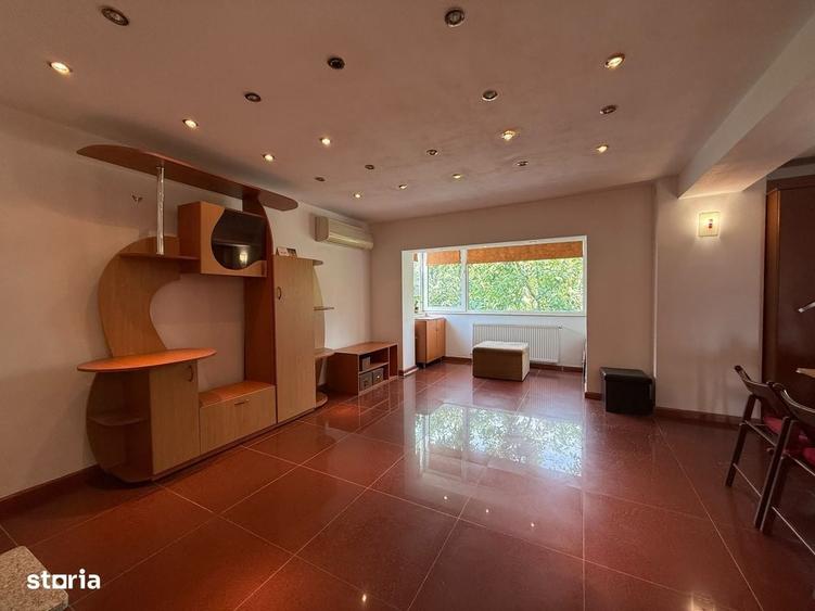 Apartament cu 4 camere în Central