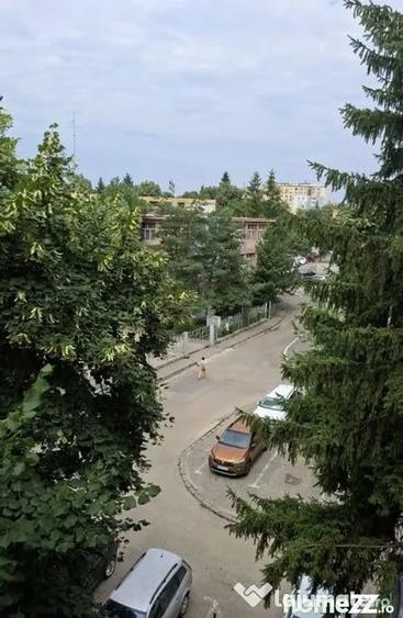 Apartament 4 camere Nord ,Etaj 3 la Poarta Scolii nr 14 - 11