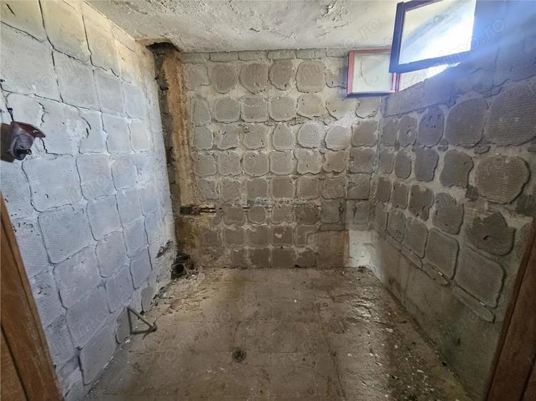 Apartament cu 4 camere decomandat în Calea Timișoarei