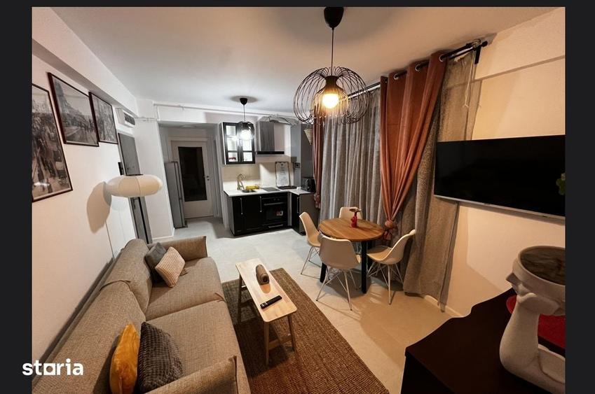 Apartament cu 3 camere în Calea Călărașilor