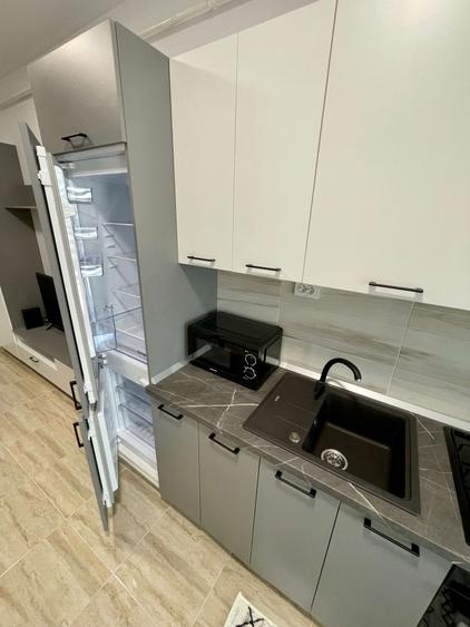 Apartament cu 2 camere semidecomandat în Ultracentral