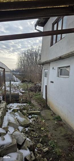 Casă cu Teren 351 Mp în Biharia