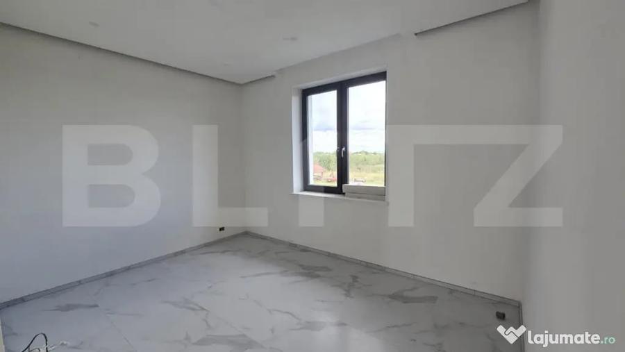 Casă cu 4 camere cu Teren 750 Mp în Păulești