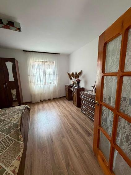 Casă cu 3 camere în Exterior Vest