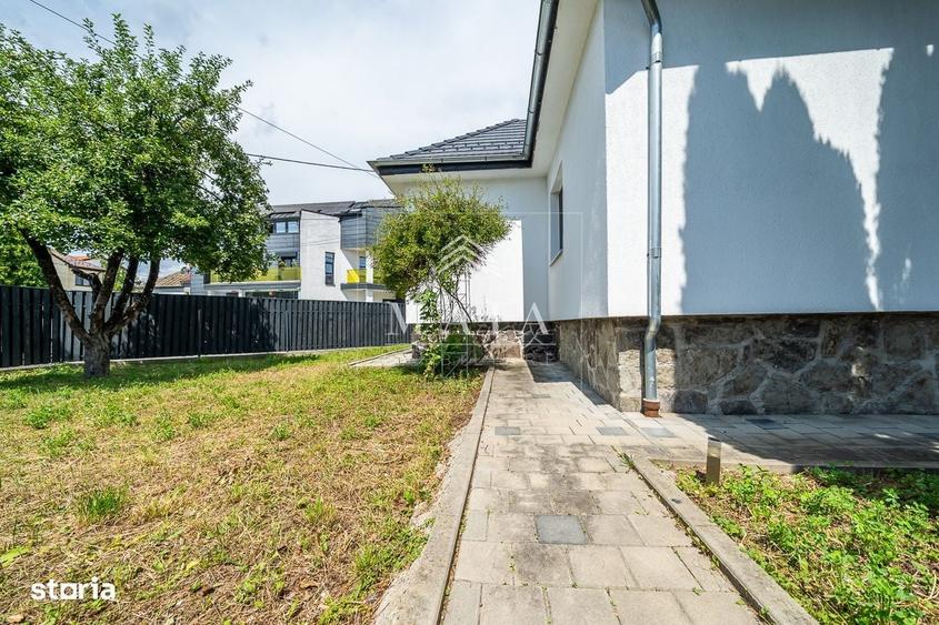 Casă cu 4 camere decomandat în Sub Arini