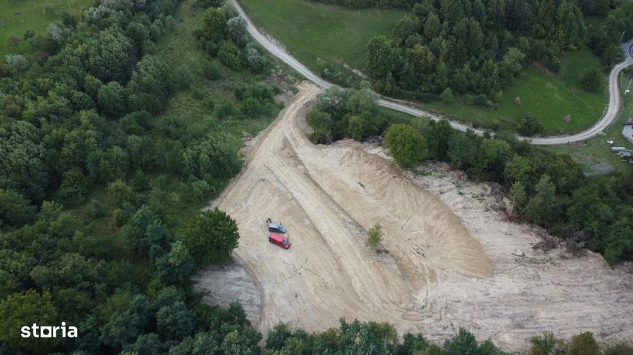 Teren de 12050 mp, în Josenii Bârgăului