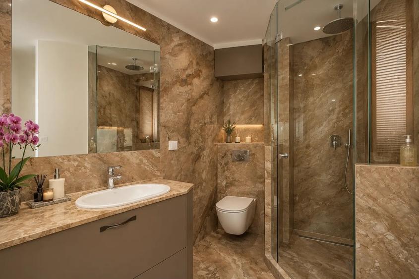 Apartament cu 4 camere decomandat în Romană