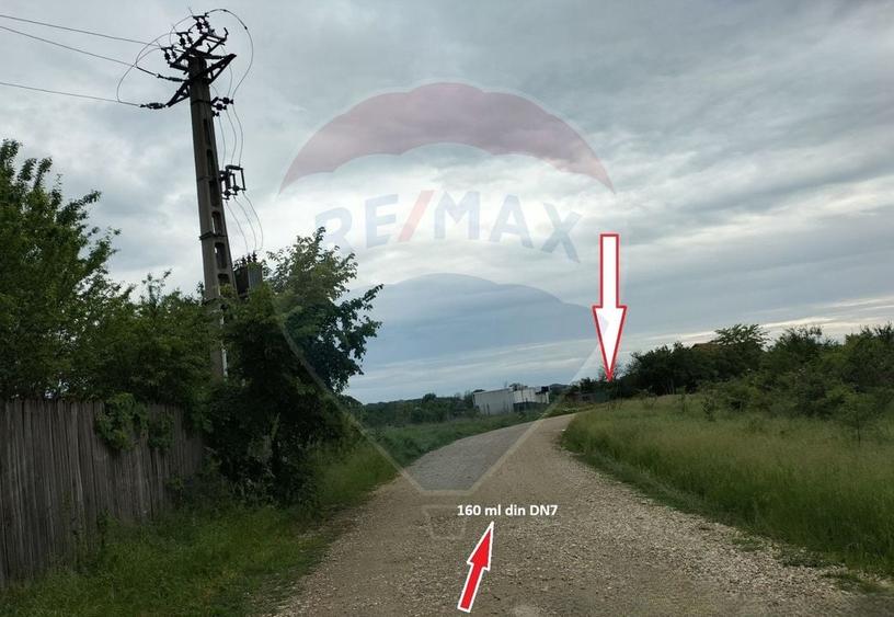 Teren Construcții intravilan de 3700 mp, în Gulia