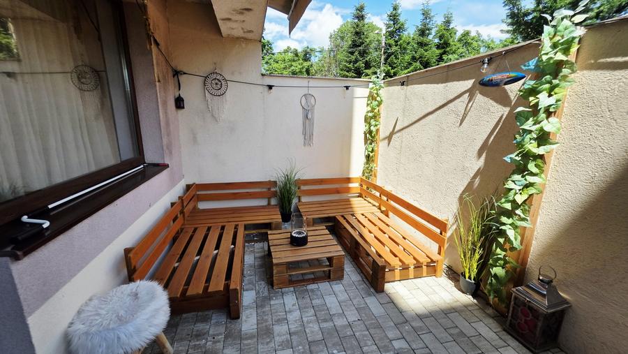 Apartament cu 2 camere semidecomandat, mobilat în Nord