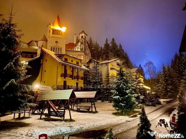 Apartament cu 3 camere decomandat în Poiana Brașov