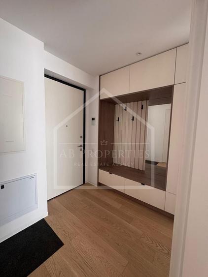 Apartament cu 2 camere decomandat, mobilat în Barbu Văcărescu