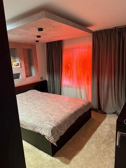 Apartament cu 3 camere decomandat în Dorobanți 1
