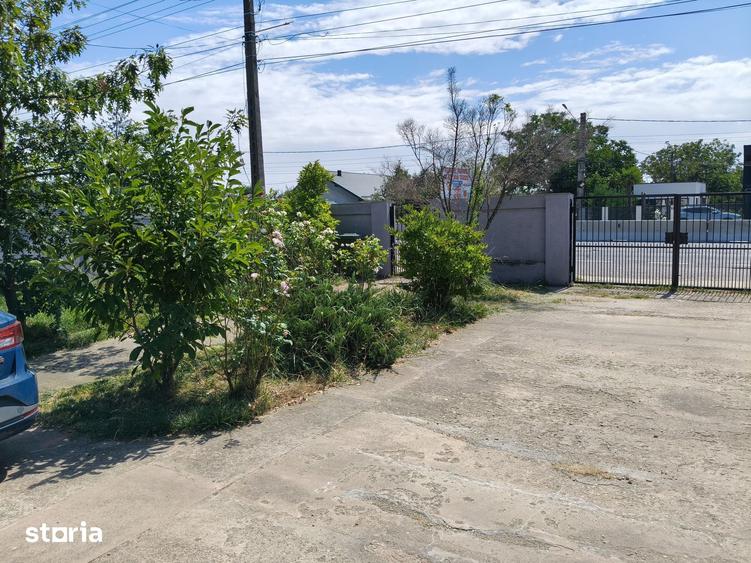 Casă cu 4 camere cu Teren 700 Mp în Valea Călugărească