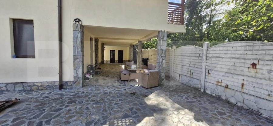 Casa cu priveli?te, multa verdea?a ?i spa?ii generoase Zona A - 1
