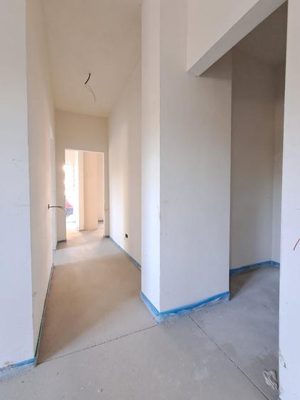 Apartament cu 3 camere în Florești