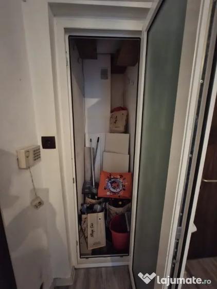 Apartament cu 2 camere semidecomandat în Brâncoveanu