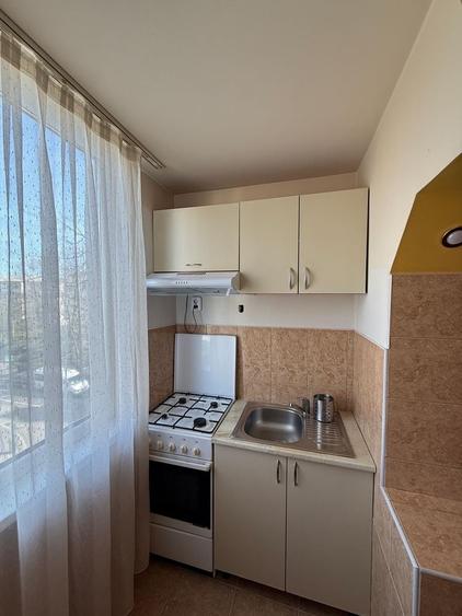 Apartament cu 2 camere decomandat în Lotus