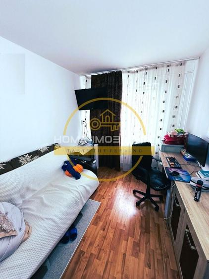 Apartament cu 3 camere semidecomandat, mobilat în Alexandru cel Bun