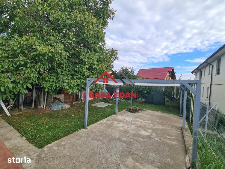 Teren de 571 mp, în Cornu