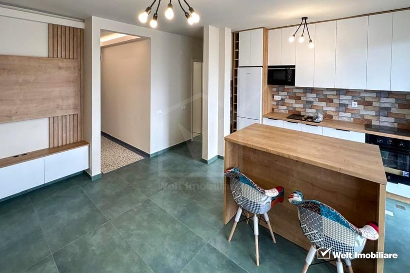 Apartament cu 3 camere semidecomandat, mobilat în Între Lacuri