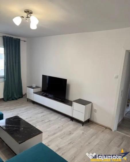 Apartament trei camere,Tractorul, Brasov - 2