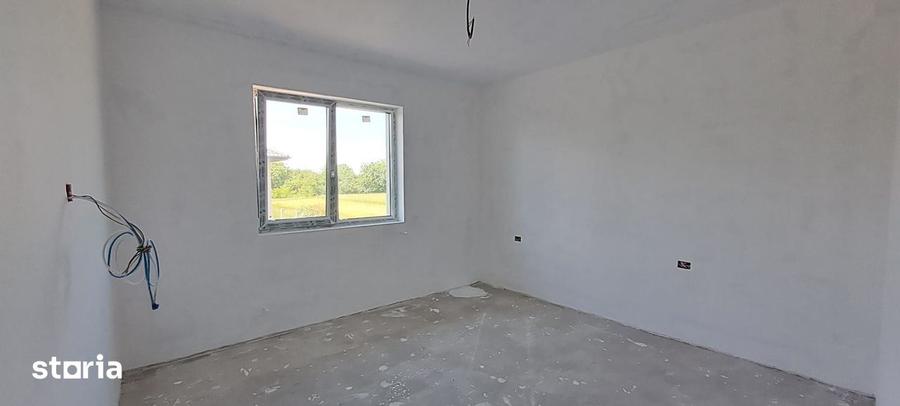 Casă cu 4 camere cu Teren 415 Mp în Dragomirești-Vale
