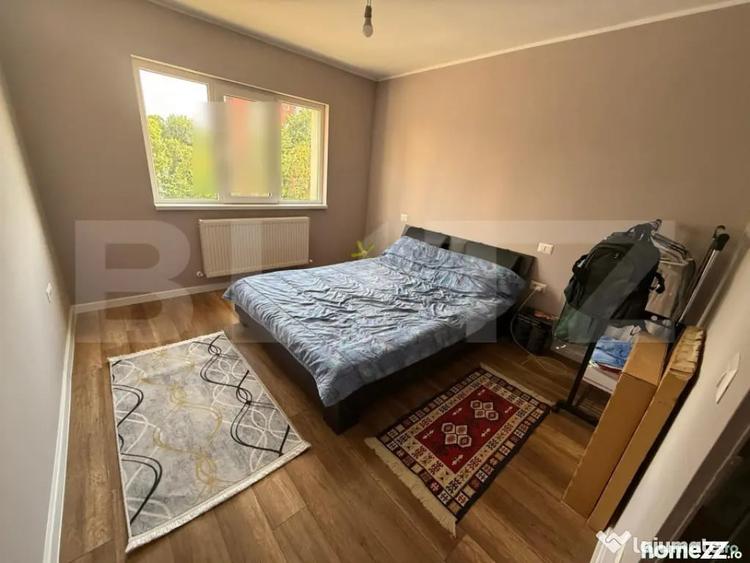 Apartament cu 3 camere semidecomandat în Tătărași