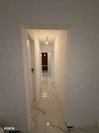 Apartament cu 3 camere decomandat în Dristor