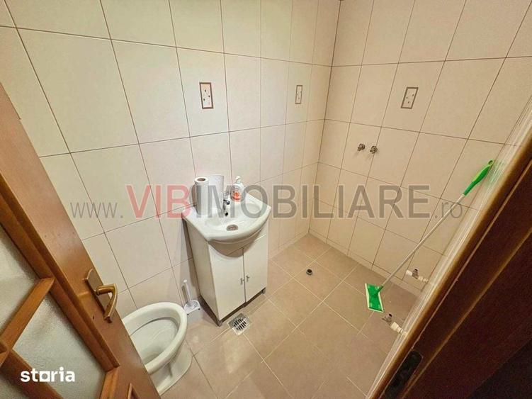 Casă cu 4 camere semidecomandat cu Teren 118 Mp în Aviației