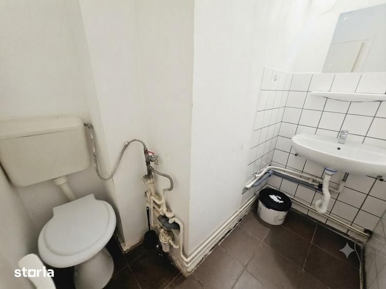 Vand apartament 3 camere cu 2 bai zona Astra - 8