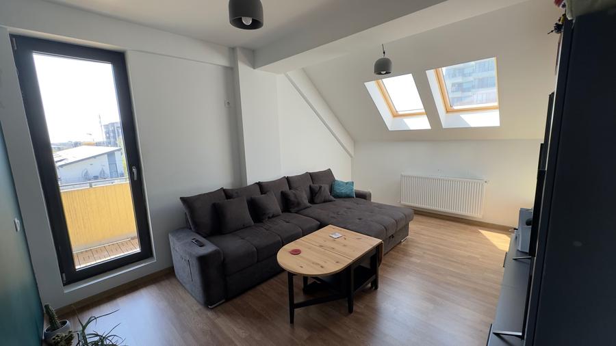 Apartament cu 3 camere decomandat, mobilat în Theodor Pallady