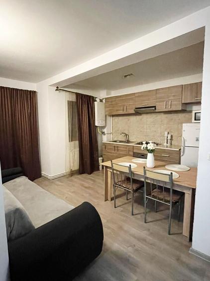 Apartament cu 3 camere semidecomandat în Șelimbăr
