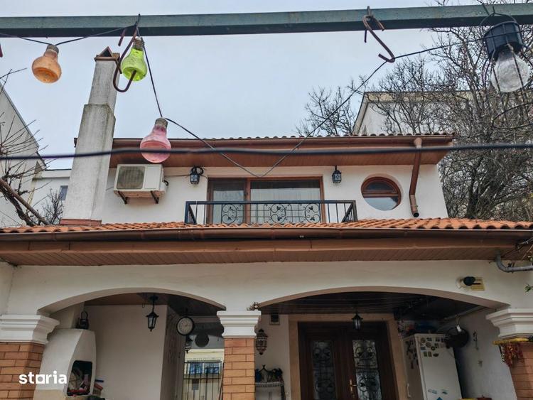 Apartament cu 2 camere, mobilat în Faleza Nord