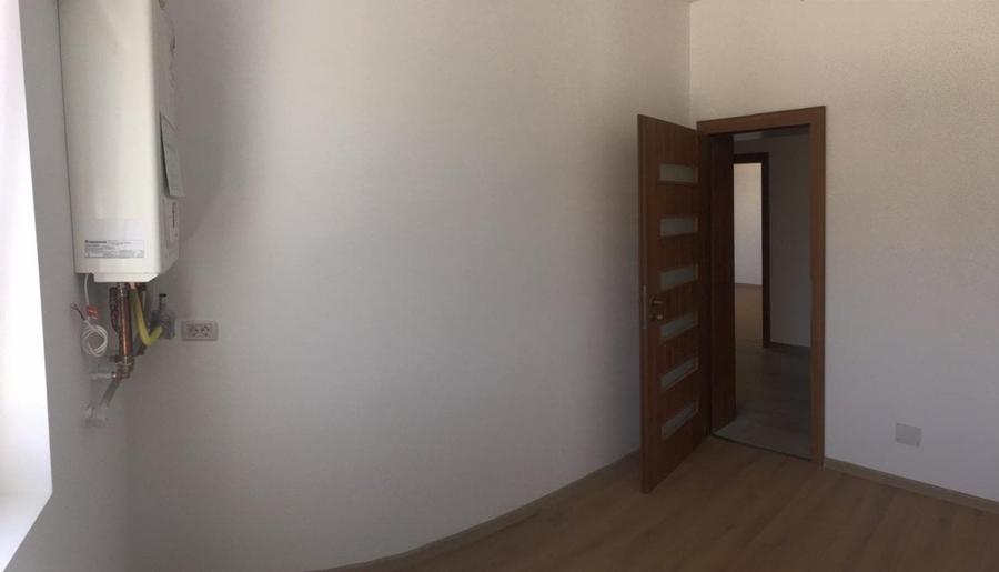 Direct proprietar.Apartament decomandat cu doua balcoane.Model deosebit - 4